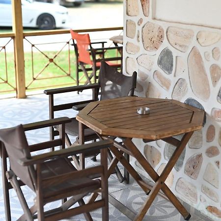 Guesthouse Agnandi Káto Loutrákion エクステリア 写真
