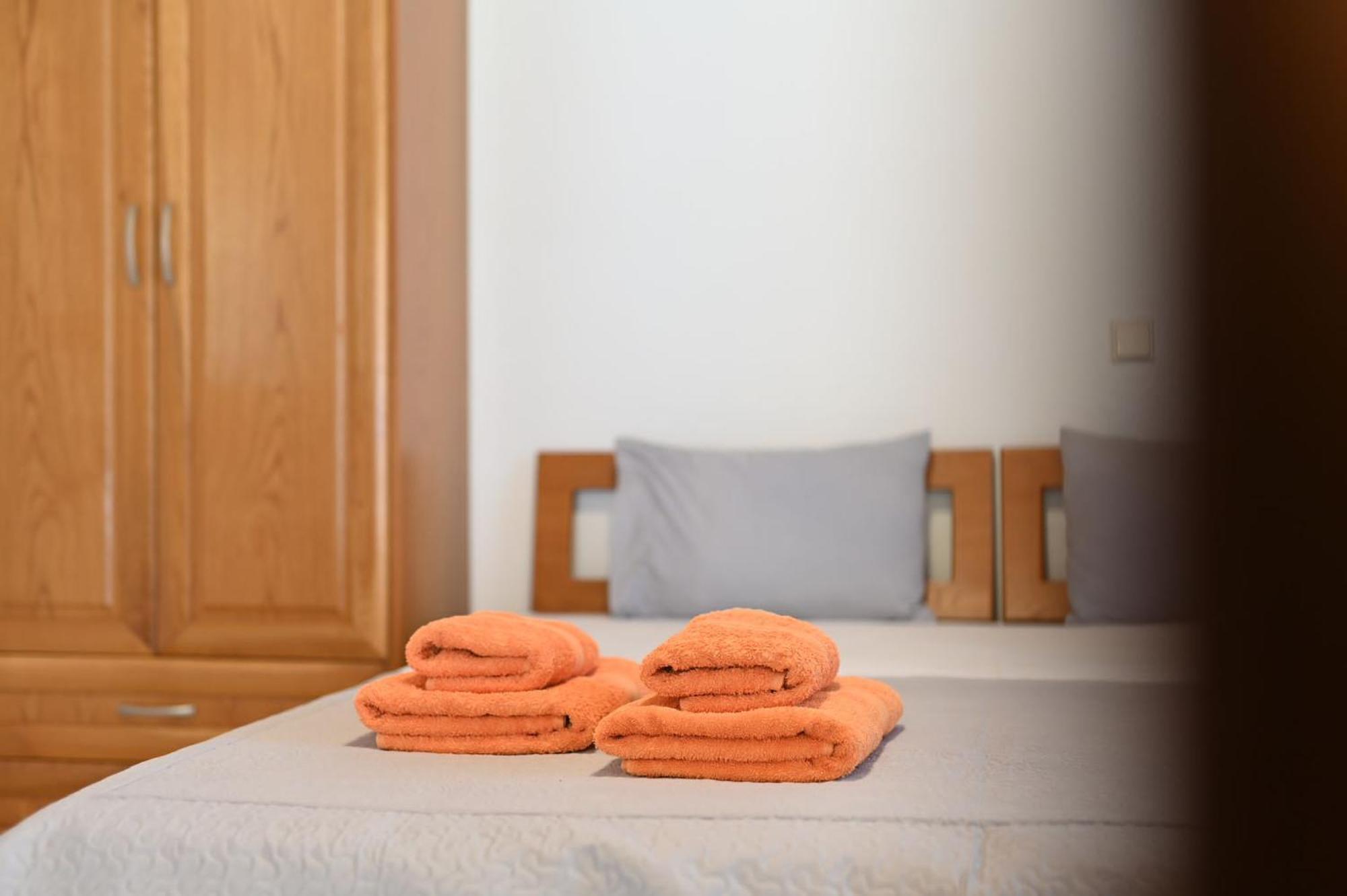 Guesthouse Agnandi Káto Loutrákion エクステリア 写真