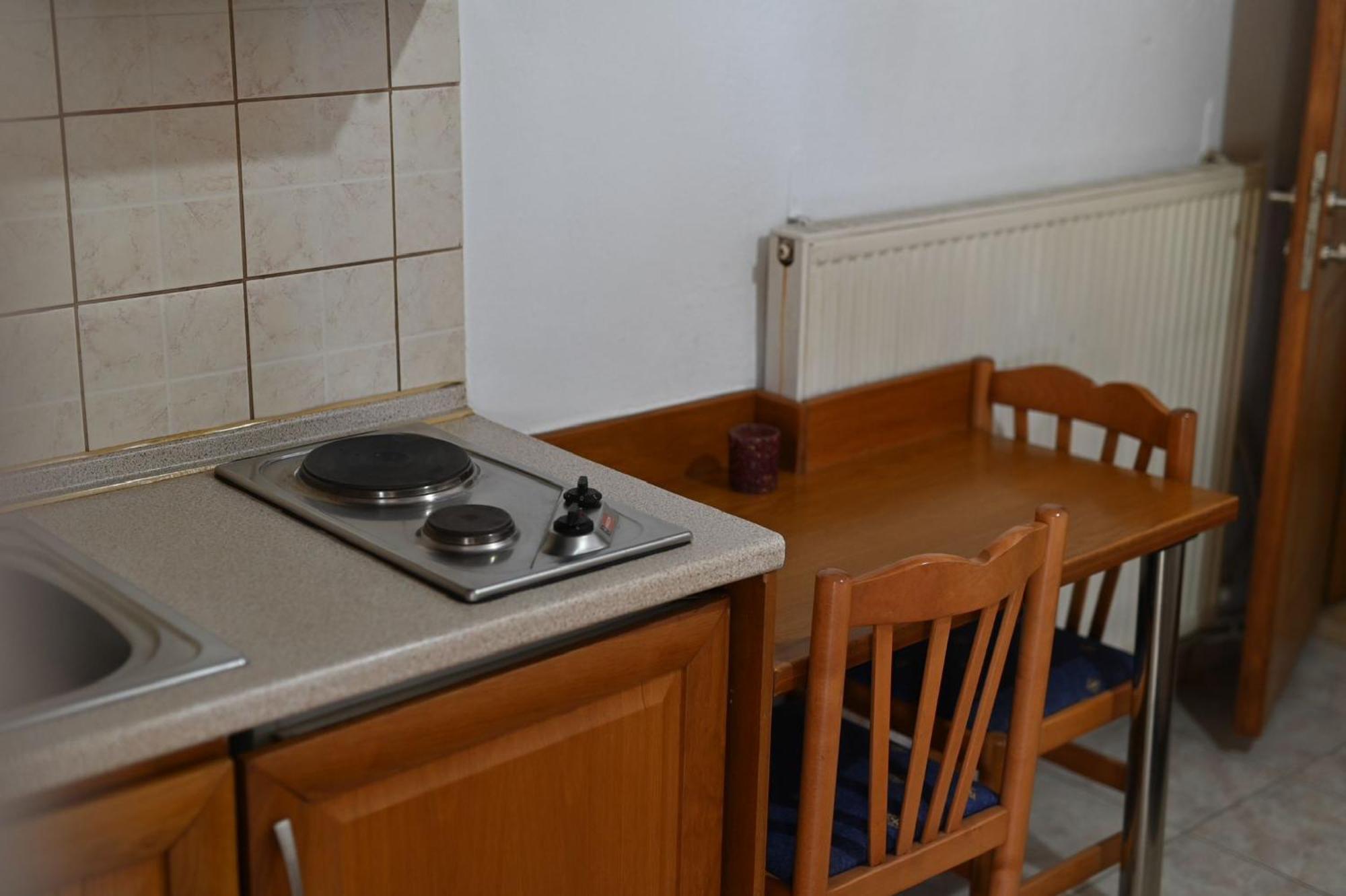 Guesthouse Agnandi Káto Loutrákion エクステリア 写真
