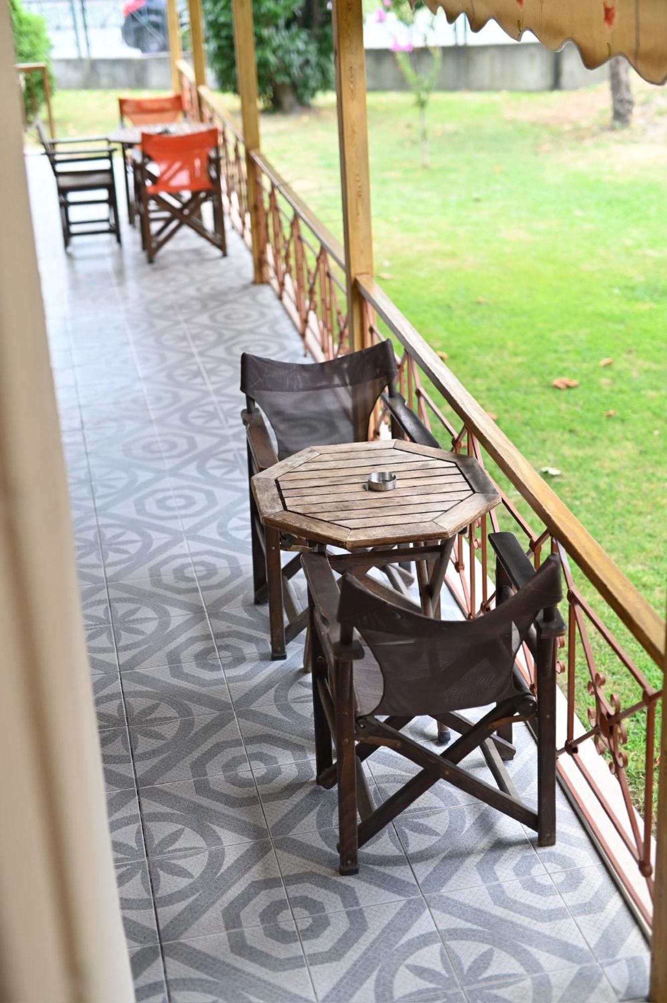 Guesthouse Agnandi Káto Loutrákion エクステリア 写真