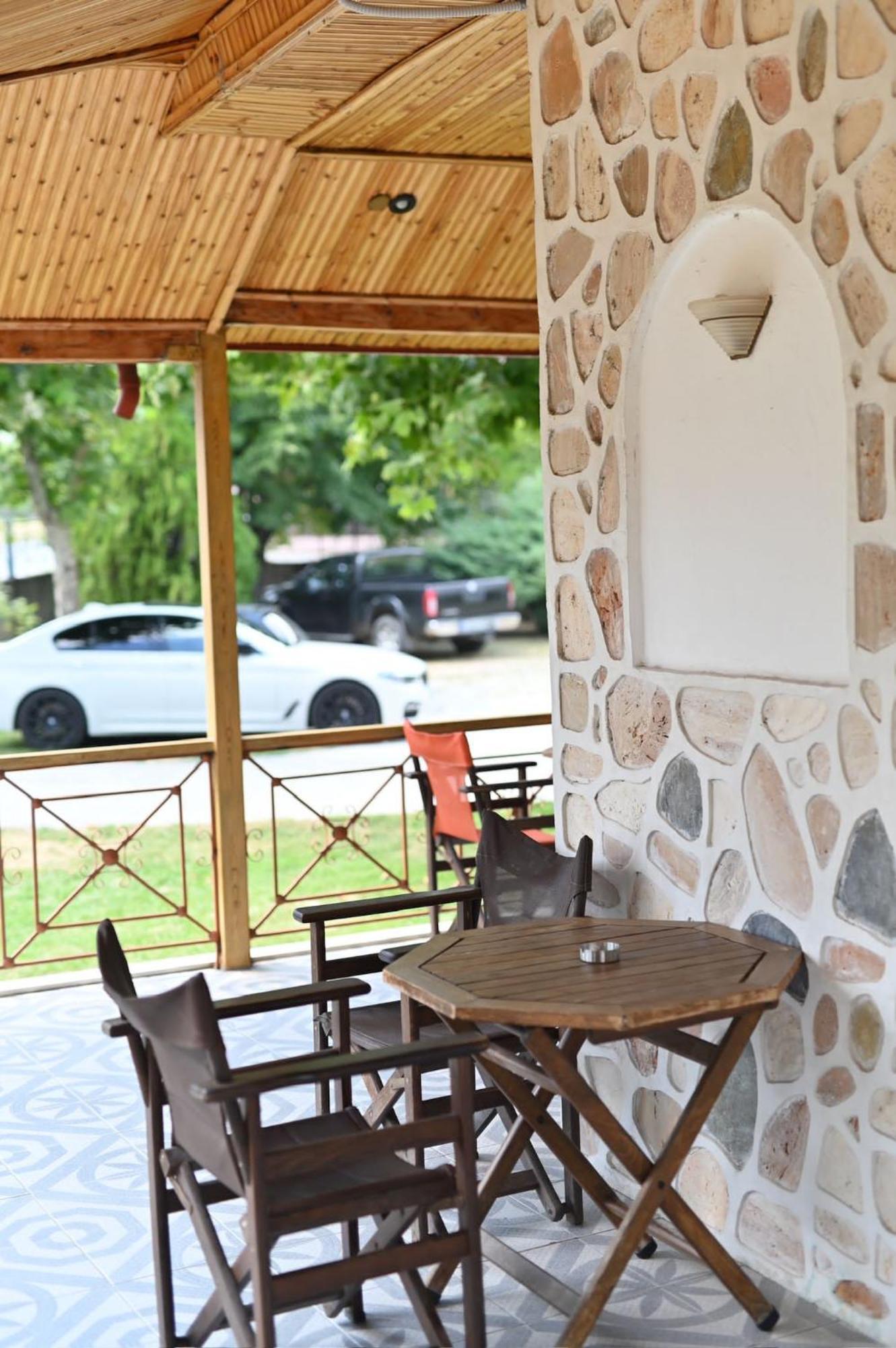 Guesthouse Agnandi Káto Loutrákion エクステリア 写真