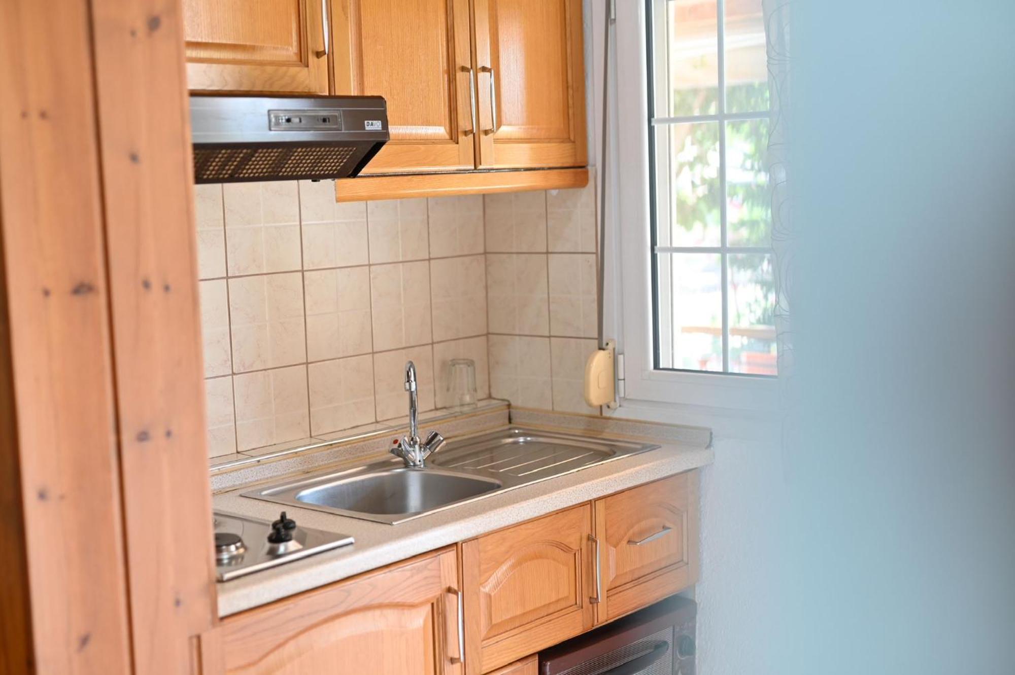 Guesthouse Agnandi Káto Loutrákion エクステリア 写真