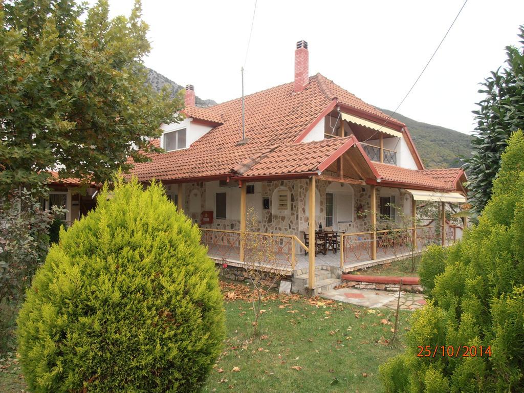 Guesthouse Agnandi Káto Loutrákion 部屋 写真