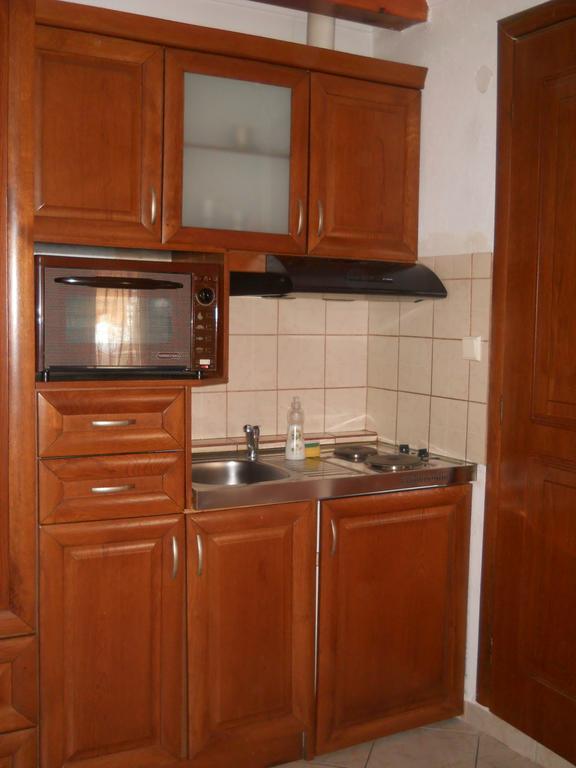 Guesthouse Agnandi Káto Loutrákion 部屋 写真