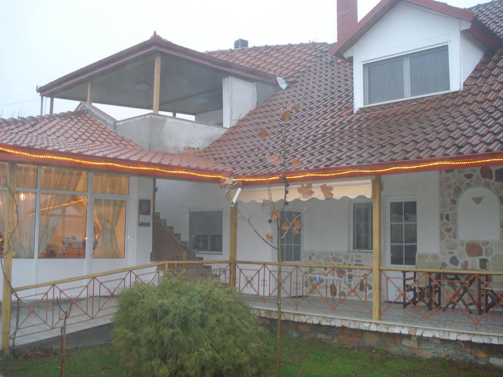Guesthouse Agnandi Káto Loutrákion エクステリア 写真